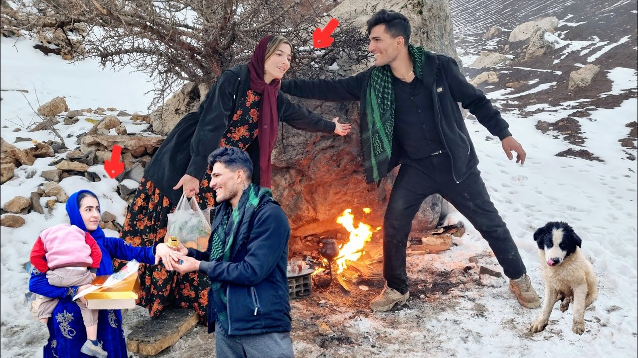 Afshin's happiness to see his sister Satish in the snow blizzard of winter 