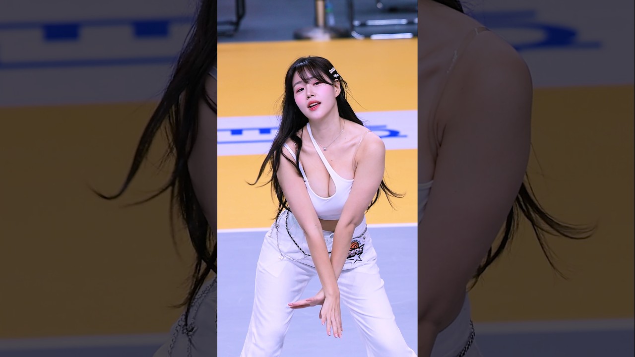 [4k] 24-25 kb손해보험배구단 金渡娥 김도아치어리더 첫부분 공연 영상직캠 #shorts #김도아 #배구 #kb손해보험 #치어리더 #공연 #영상 #직캠 #up #카리나