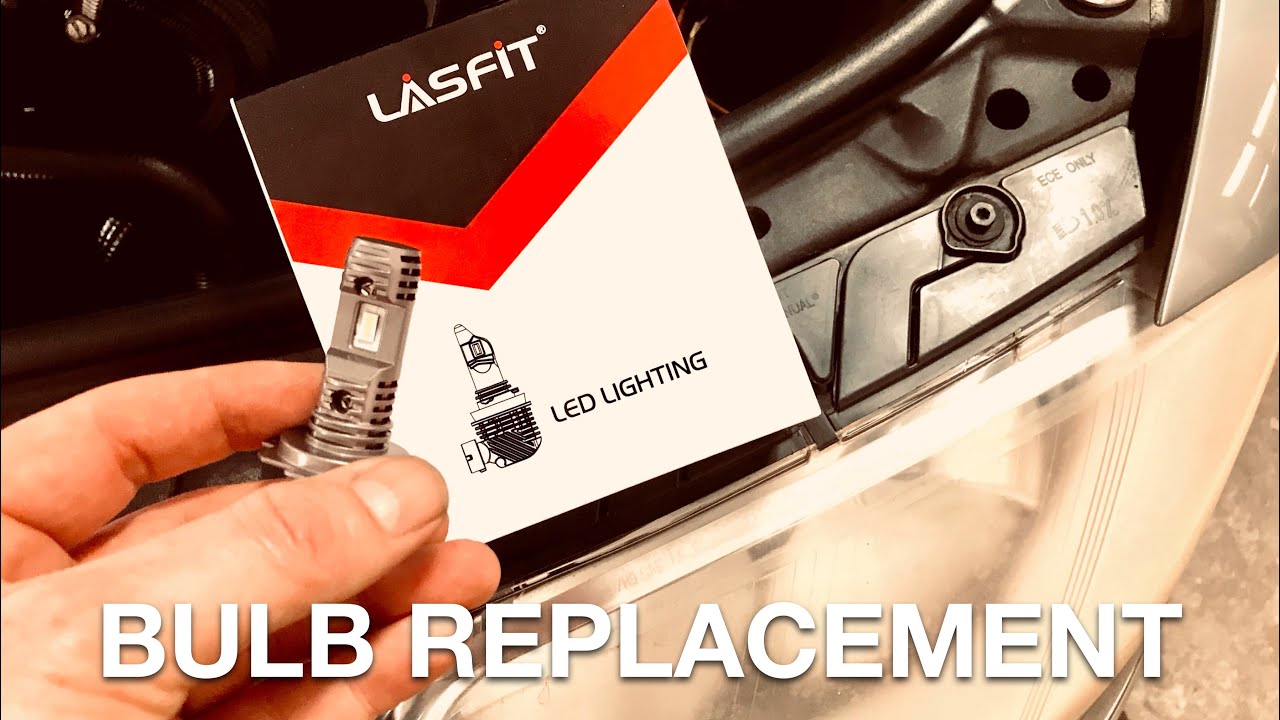 Replacing headlight bulbs in a Volkswagen b5 b5.5 Passat