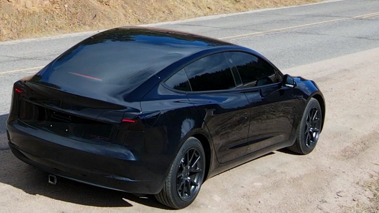 Tesla Performance Model 3 - Blackout