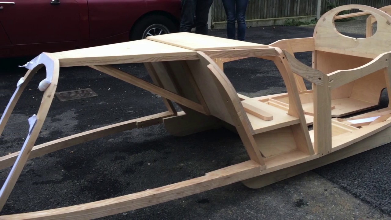 Curved woodwork for a 1935 Morgan 3 wheeler