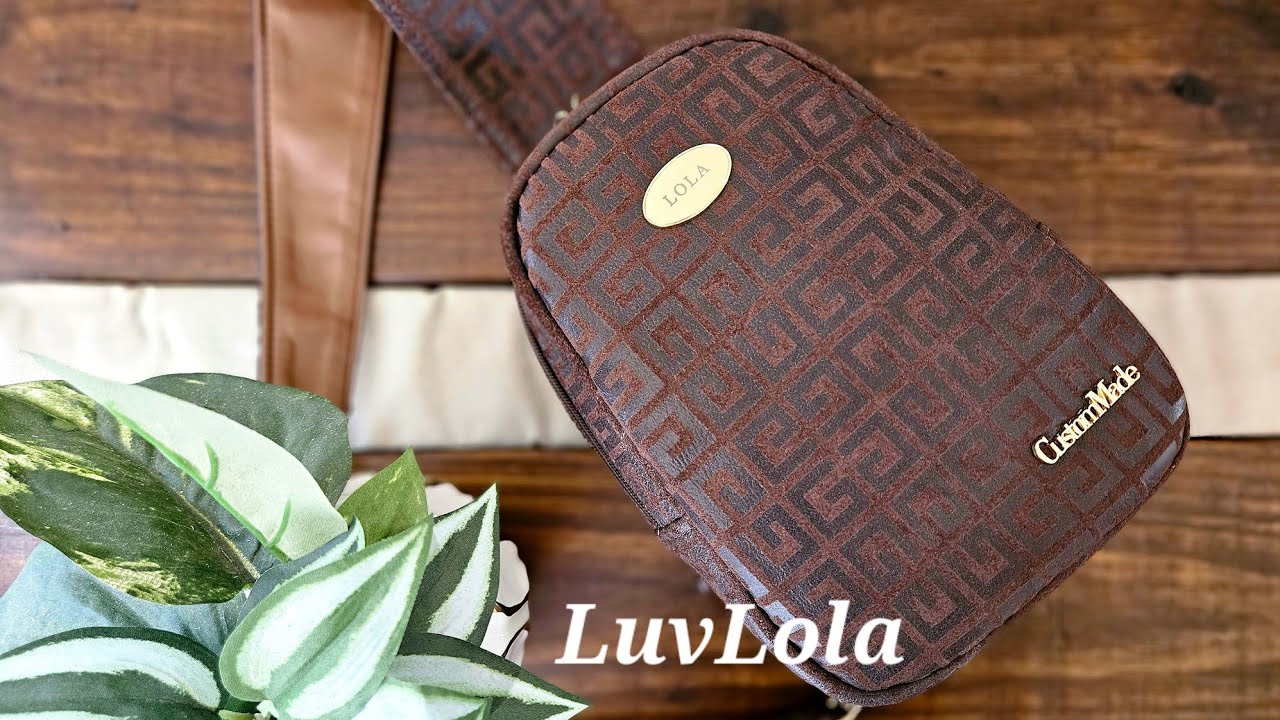 Let's make the Simplistic Sling by Oro Rosa Patterns! Guess what? It's pretty simple.