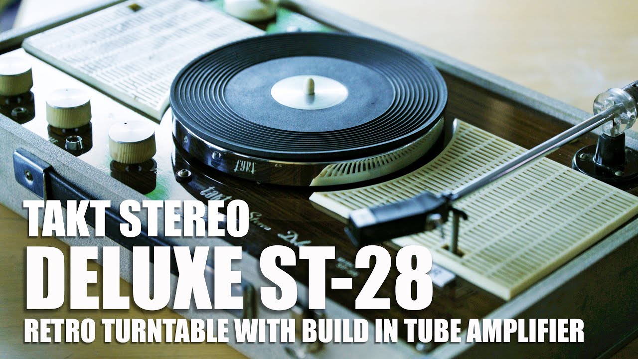 Retro portable turntable with build in tube amplifier / SIGMA fp