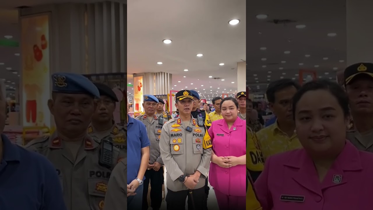 KAPOLRES BOJONEGORO AJAK ANAK YATIM BELANJA LEBARAN