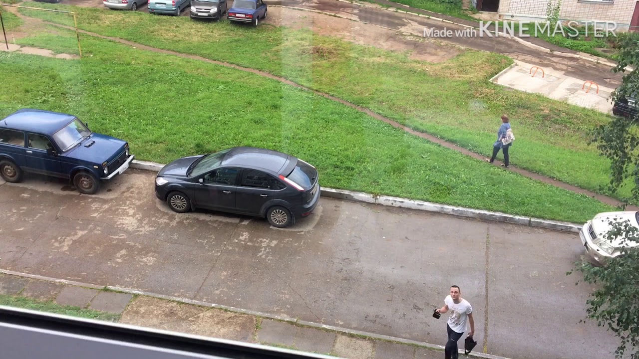 РЕАКЦИИ ЛЮДЕЙ НА БОМБОЧКИ😱