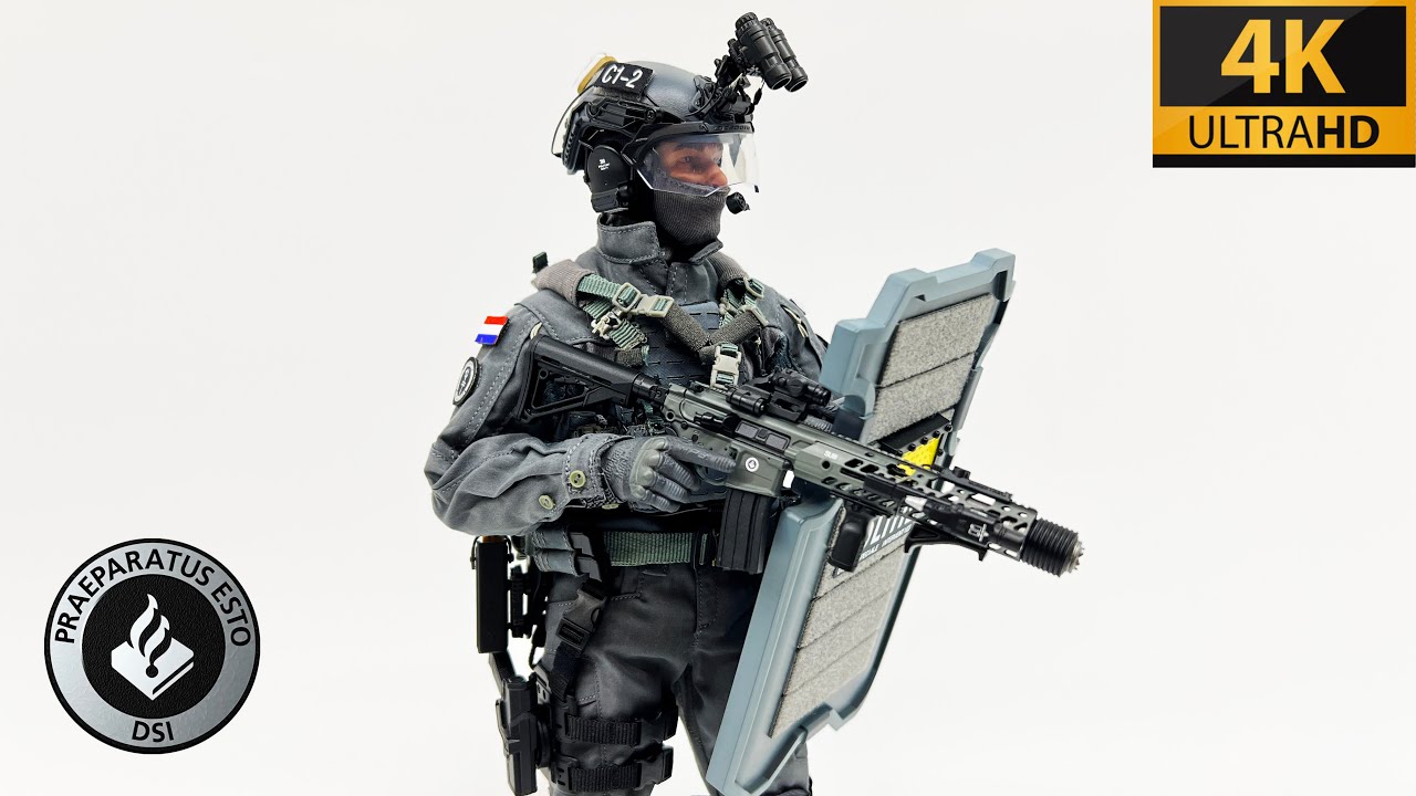 🇳🇱 Easy & Simple - Dutch DSI Police Riot Shield Version 1:6 Scale Action Figure - Unboxing & Review