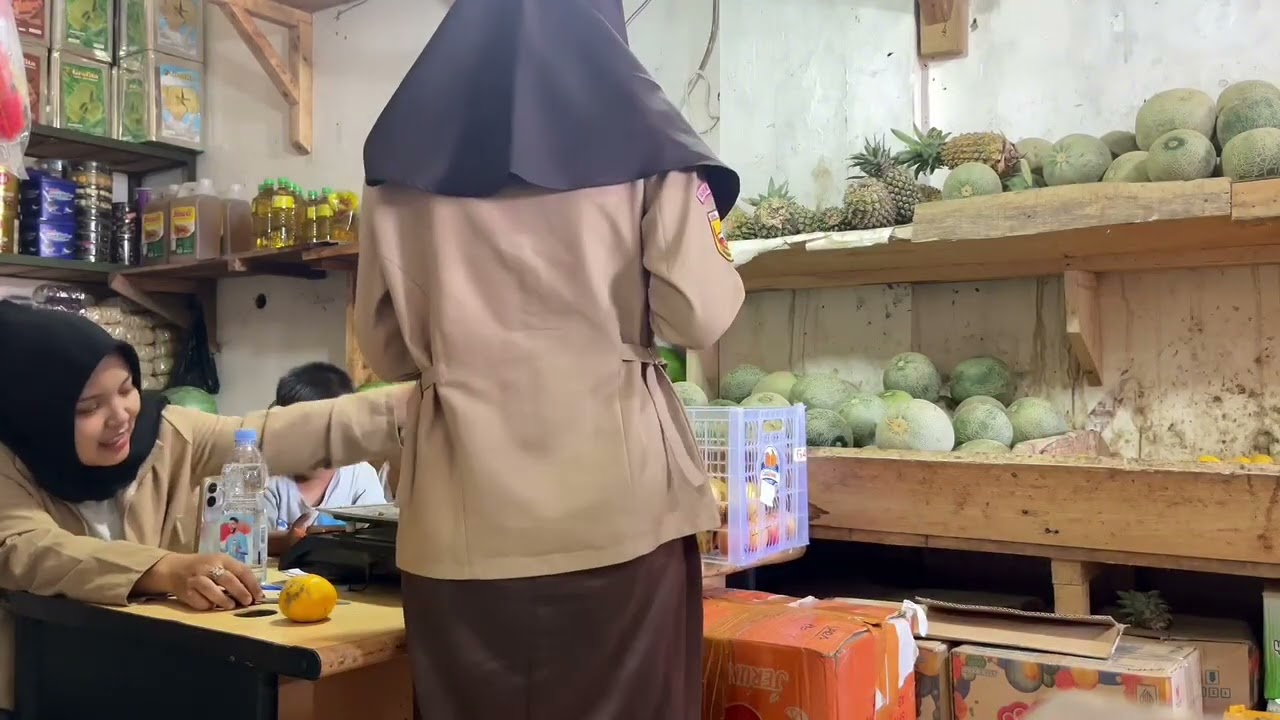 TEKS NEGOSIASI (TUGAS BAHASA INDONESIA KELAS X) 10.4 KELOMPOK 1