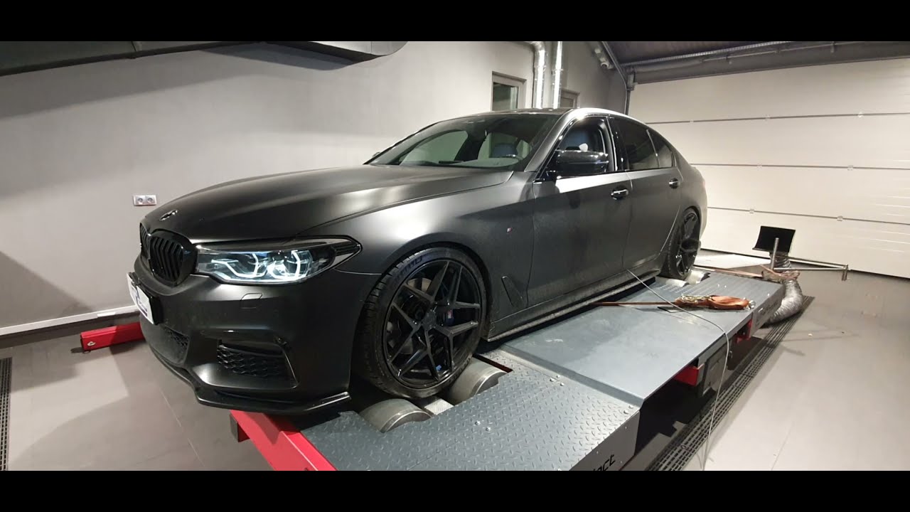 BMW 5 G30 525D chiptuning strojenie silnika + skrzyni 8HP montaż IC WAGNER w Mototronik hamownia 4x4