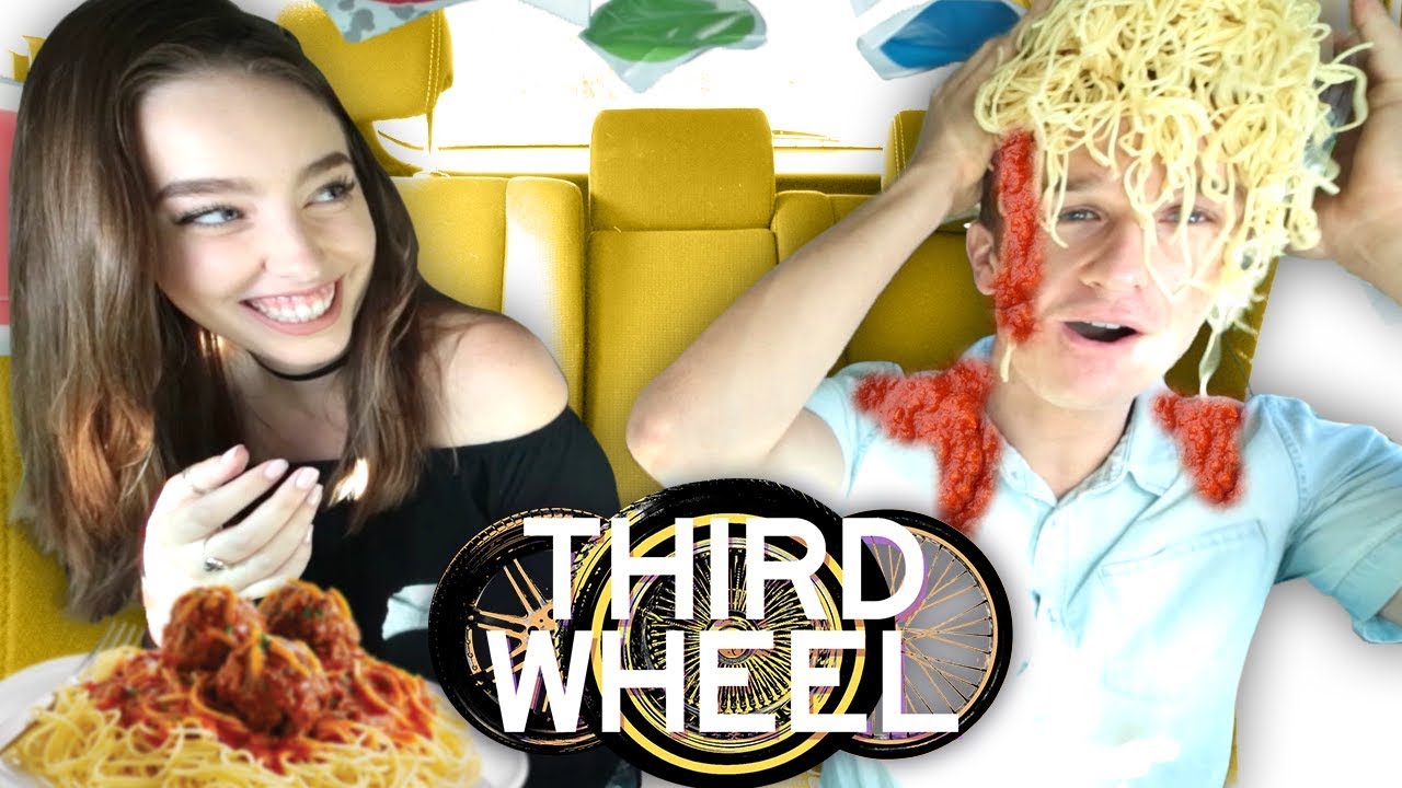 Dumping SPAGHETTI on my DATE?! | THIRD WHEEL W/ LAUREN ELIZABETH & HUNTER MARCH