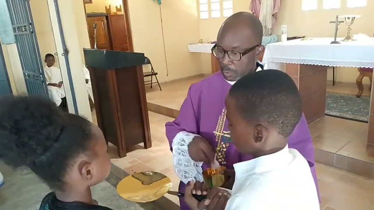 Temps fort 2:03:51 - 2:08:51 de RT chant évangélique  est en direct ! 1er dimanche de Carême, dimanc