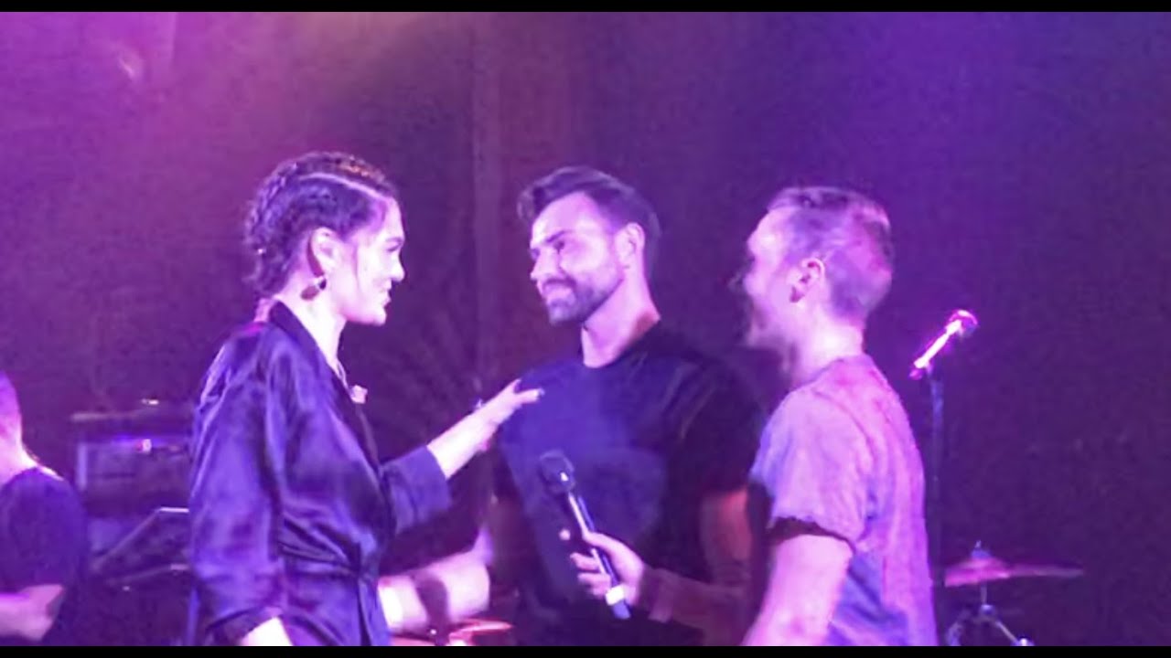 Jessie J & Gay Couple (Marriage Proposal) @The Troubadour in Los Angeles (Oct 27, 2017)