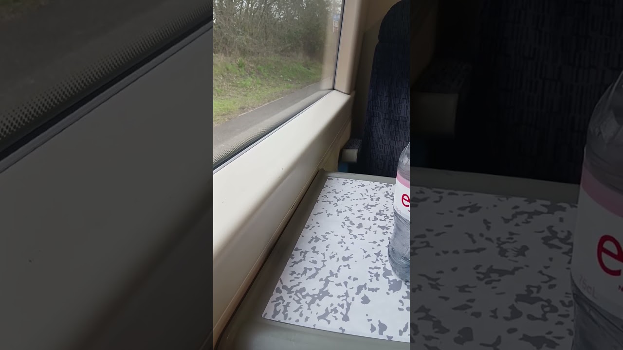 Arriving into Marden on a Southeastern Class 375