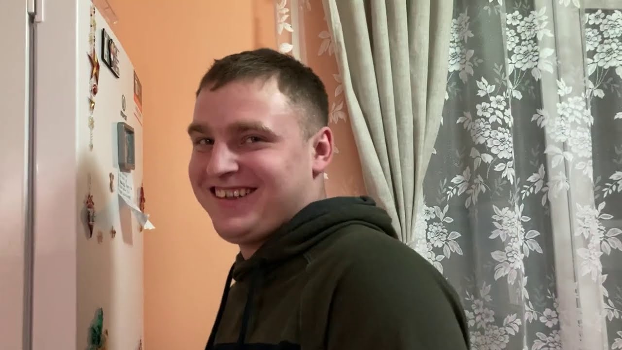 Сонечка капризничает. Не спали ночь.Едем за советом к маме. Какие памперсы лучше?
