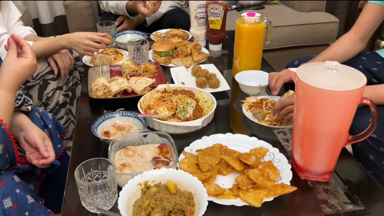 Aj mama k sath bht bara dhooka kia | Sehri to Iftaari routine vlog | Shishtawook sandwich, red pasta