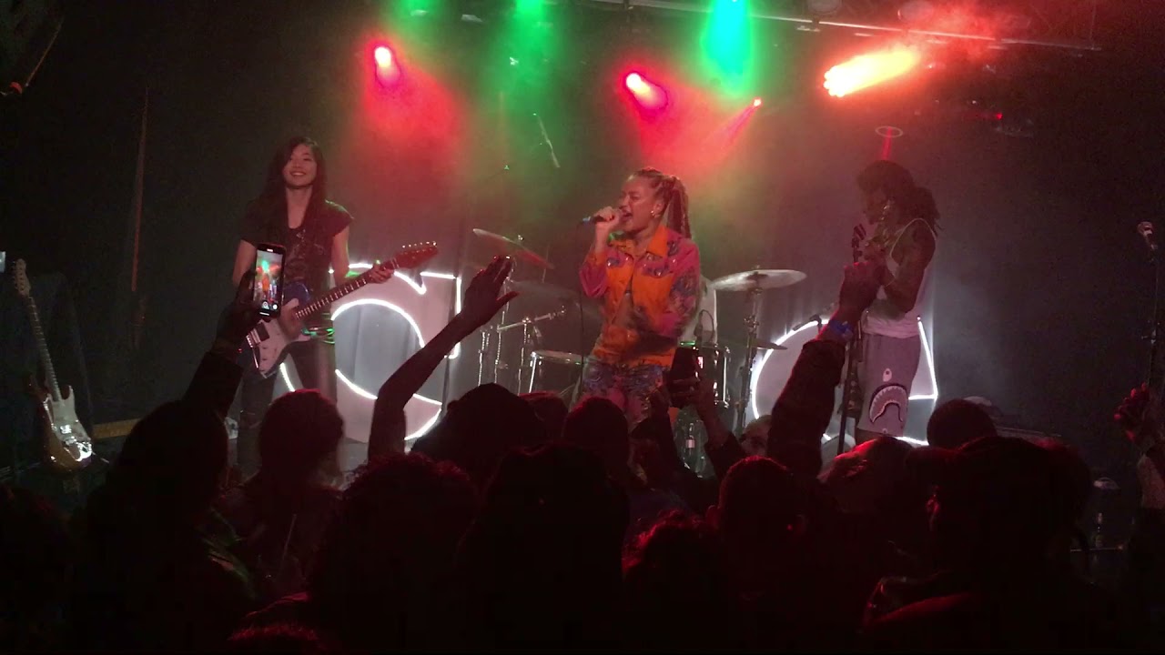 Connie Constance - Prim & Propa (Live at Oslo Hackney)