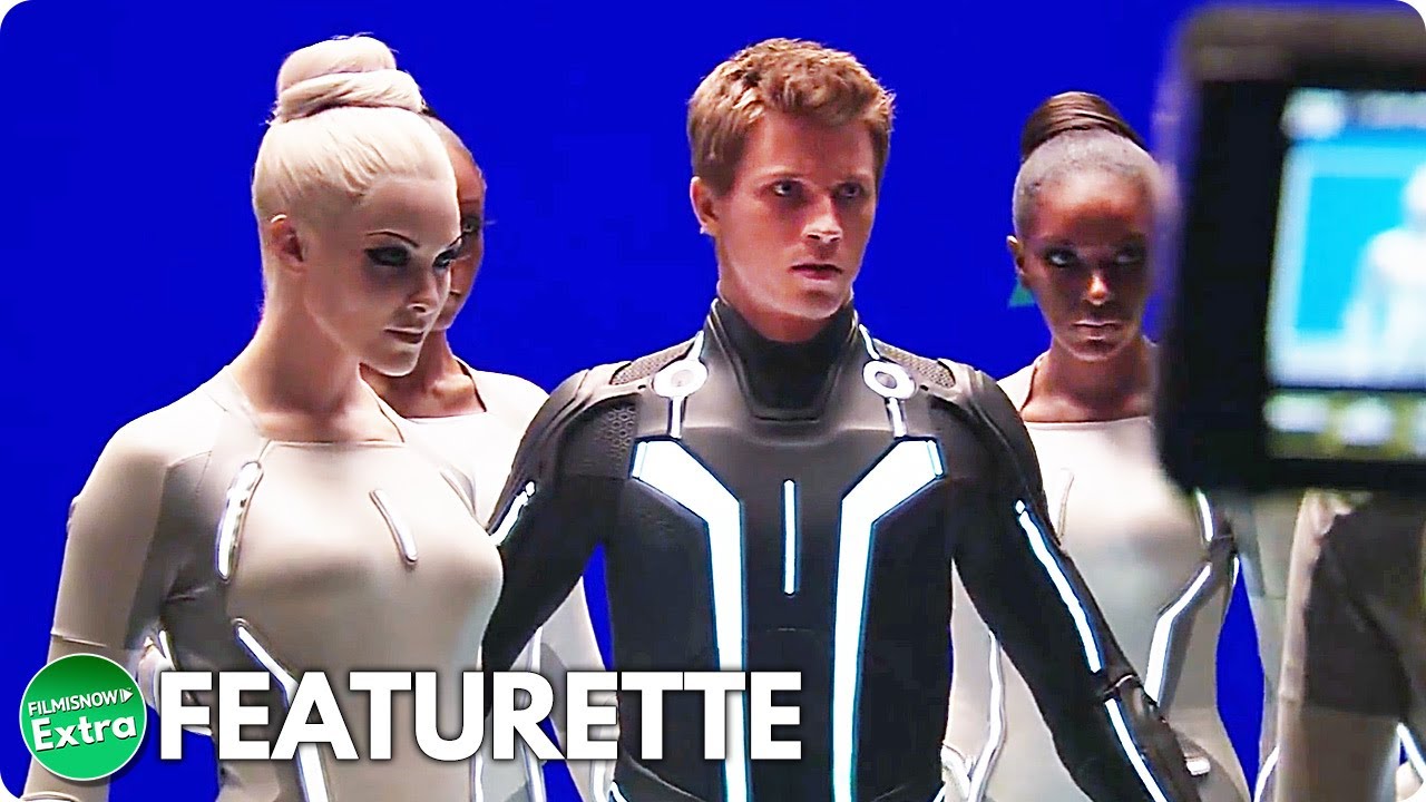 TRON LEGACY (2010) | Installing the Cast Featurette
