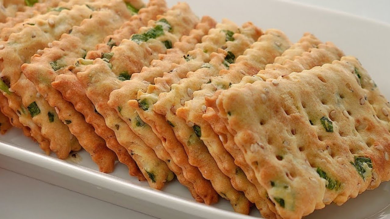 मुझे पता ही नहीं था कि यह इतना आसान और इतना स्वादिष्ट होता है, एक बार में दस खा सकते हैं | BISCUITS