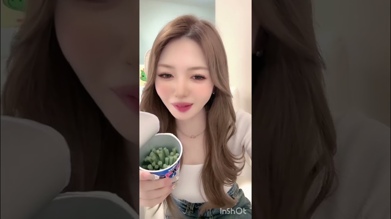 periscope live2124 LOVELYGIRL💚💚 #newgirl #live #broadcast #periscope