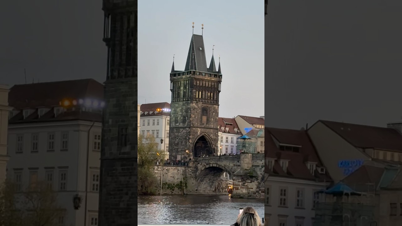Charles Bridge #prague #charlesbridge #short