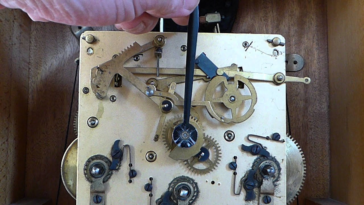 Westminster - Schlagwerk einer Wanduhr