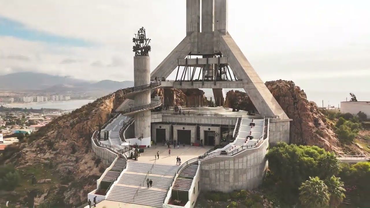 Cruz del Tercer Milenio, Coquimbo, Chile. Enero 2026.