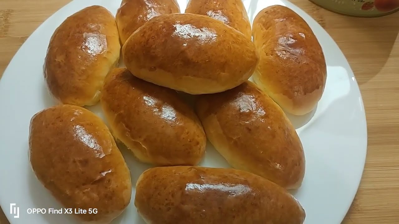 Пирожки с яблоками . Венское тесто.