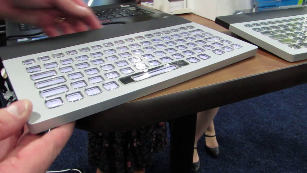 Nemeio customizable keyboard with ePaper display