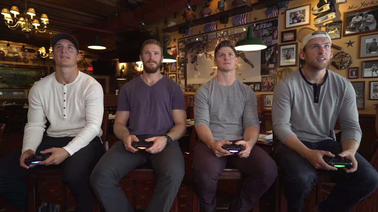 Boston Bruins Play NHL 17