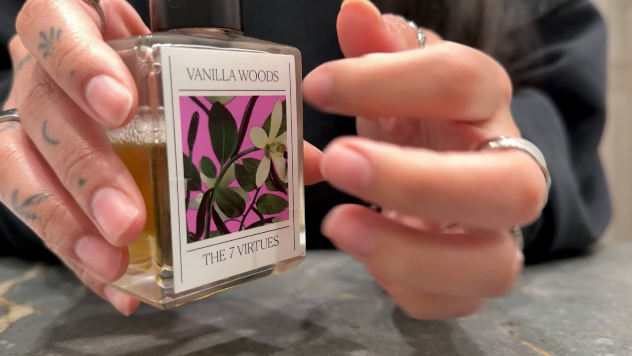 ASMR | Aggressive Fast Tapping (lotion, perfume, skincare) 🫶🏽
