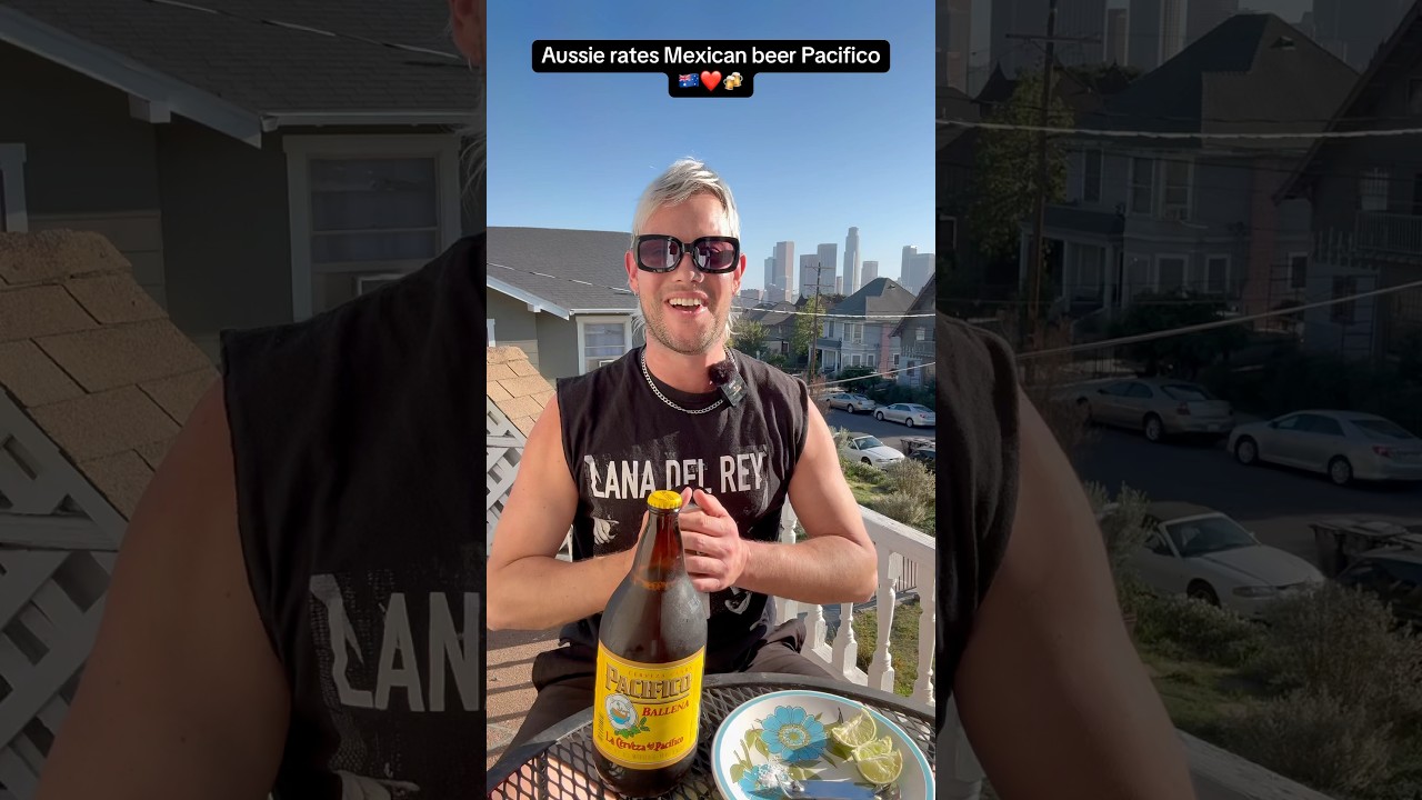 Australian tries popular Mexican beer🍻