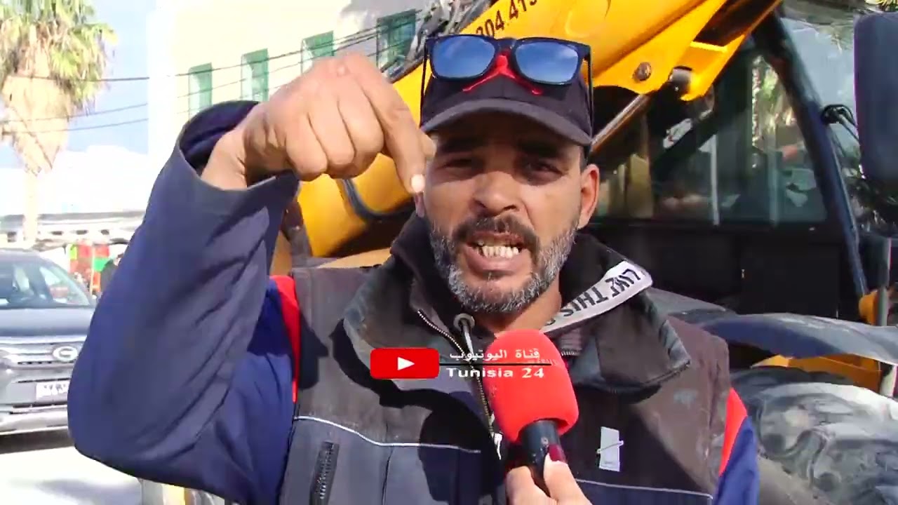 يثور غضبا..الدولة حرمتنا من العرس والصغار..عمري 46 لا نهار عشت فرحة..نخدم 24 ساعة مش خالط..نحب نهج!