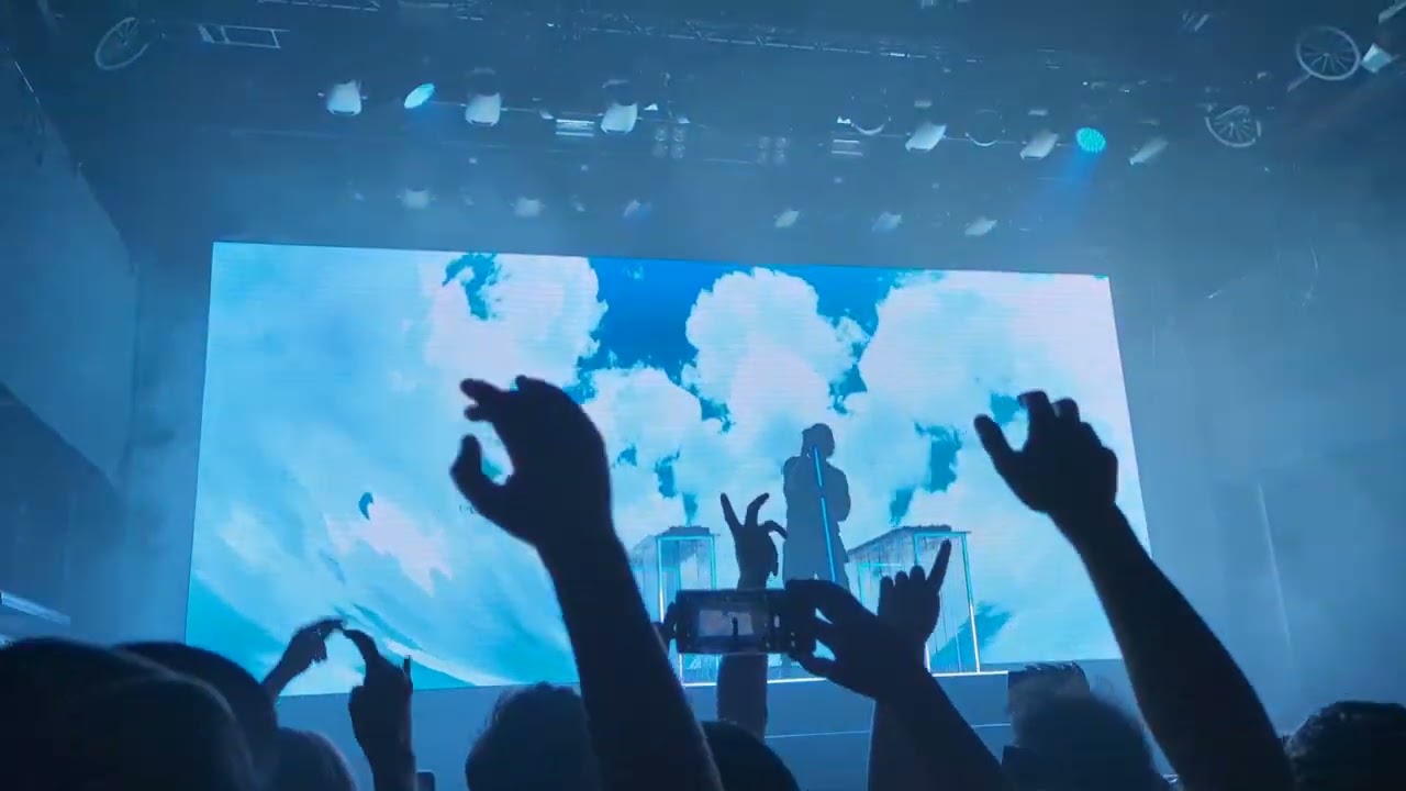 Madeon - 