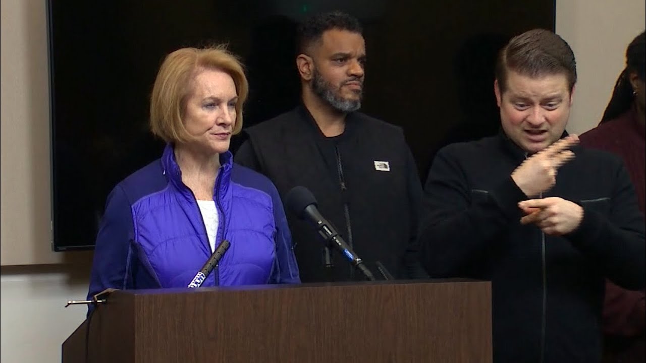 WATCH: Seattle officials give winter weather update