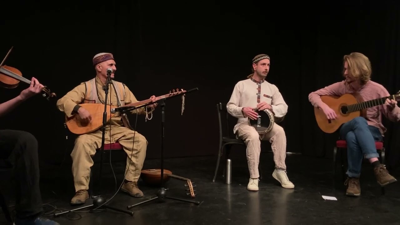Desztan Misirlou Greek Folklore Music Art Concert Budapest Kettőspont Színház 2024 Diyar Van Derik