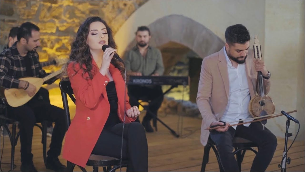 Dilan Gönül feat. Cafer Nazlıbaş - Hasret Düştü Gönlüme
