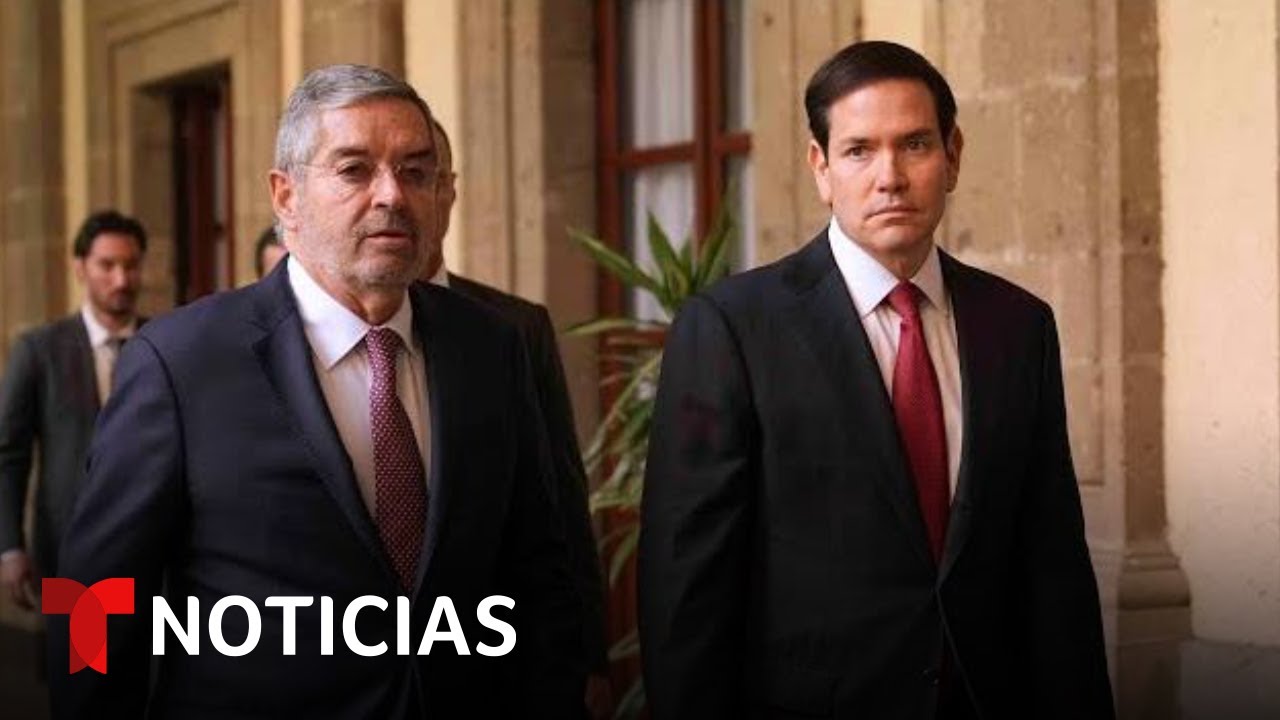 Marco Rubio responde preguntas de los medios durante su visita a México