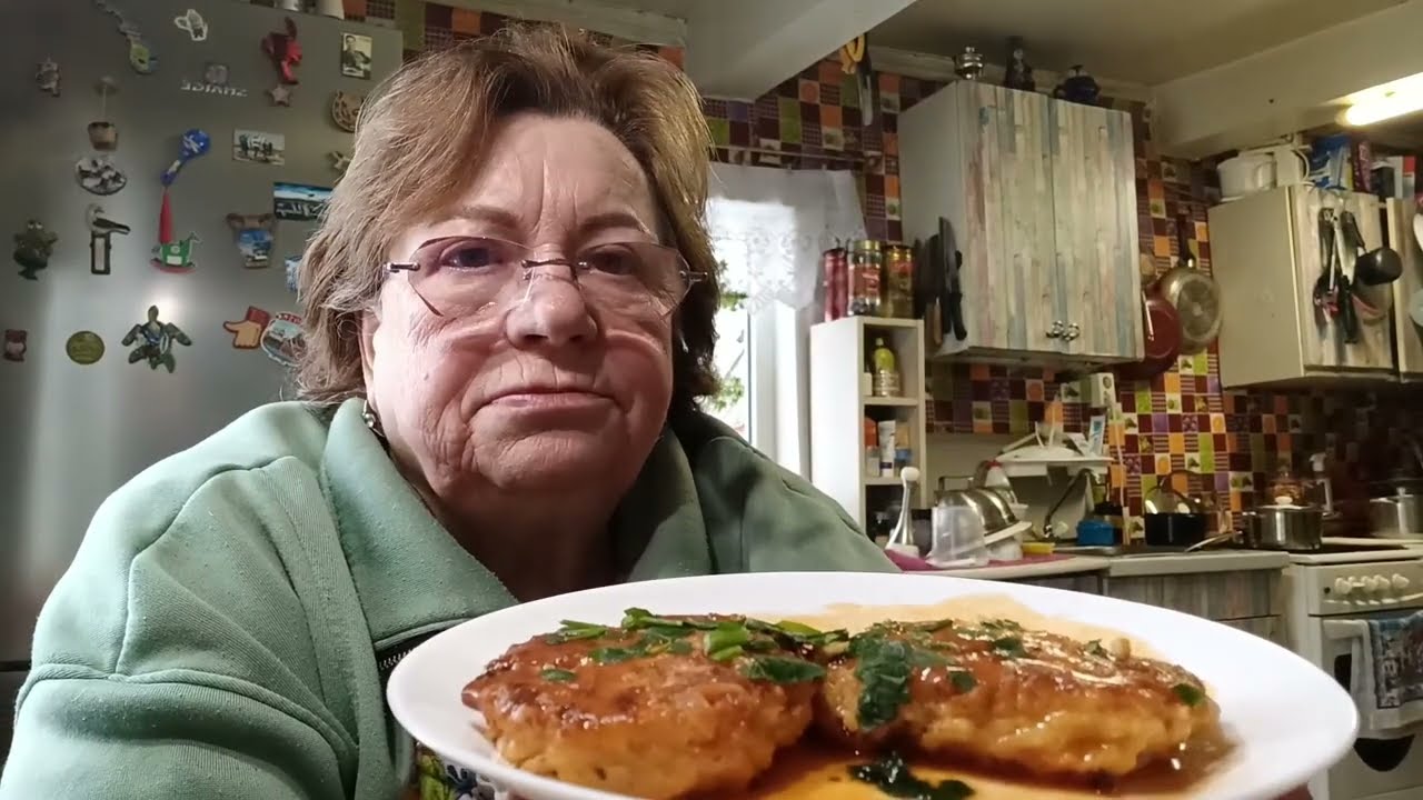 БЮДЖЕТНЫЕ  ЛУКОВЫЕ  КОТЛЕТЫ