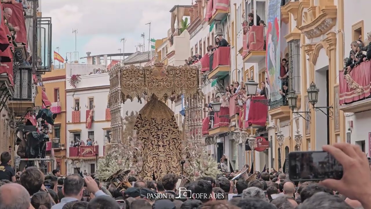 Recogida Esperanza de Triana | Sevilla 2025