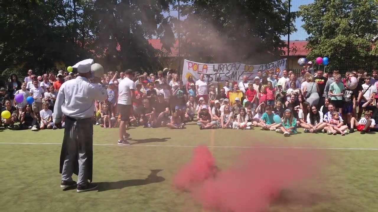 Piknik charytatywny dla Poli w Szkole Podstawowej nr 8 w Pruszkowie