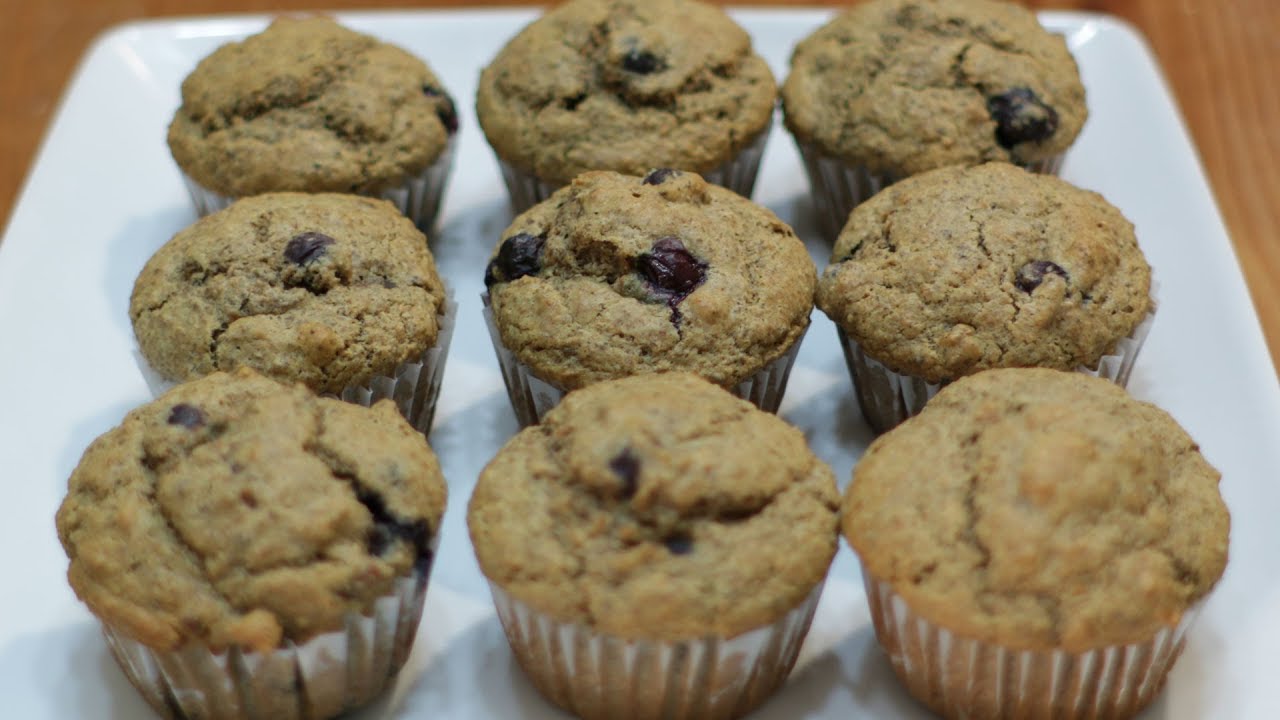 How to Make Acorn Muffins | Easy Acorn and Blueberry Muffin Recipe
