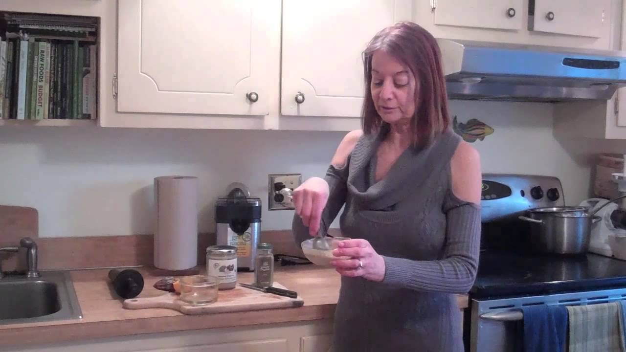 Delicious and Easy Oil-Free Low Fat Raw Vegan Salad Dressings