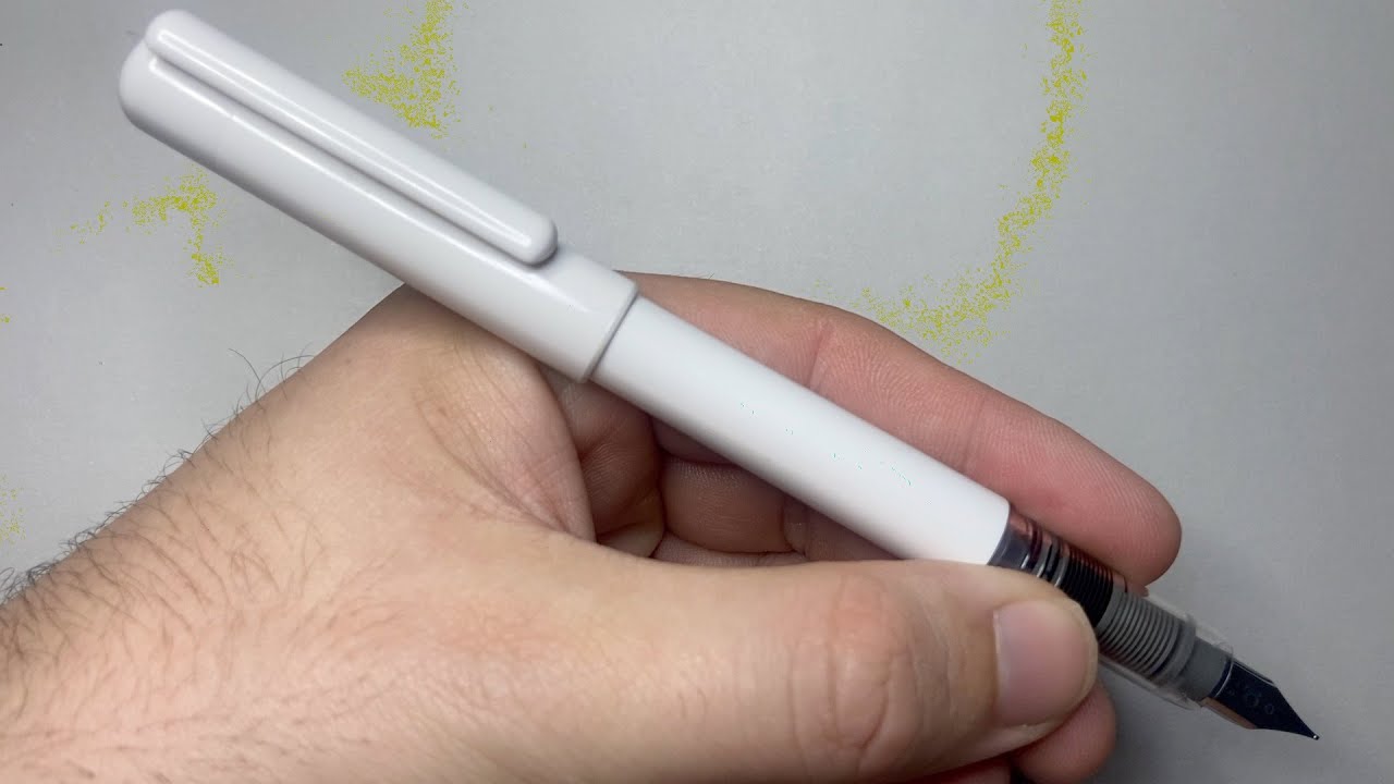 Muji Polycarbonate Fountain Pen Review.