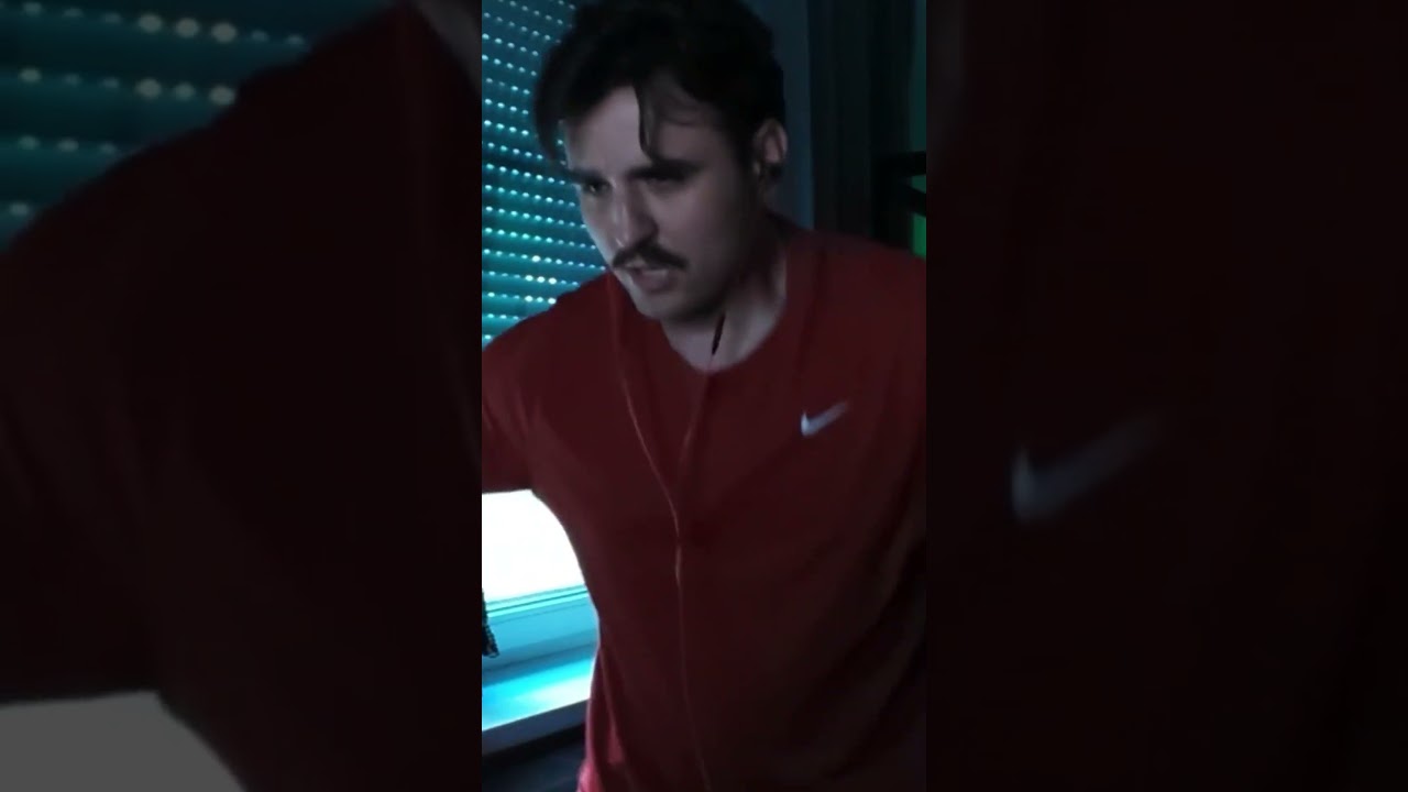 MORK TAŃCZY NA STREAMIE 
