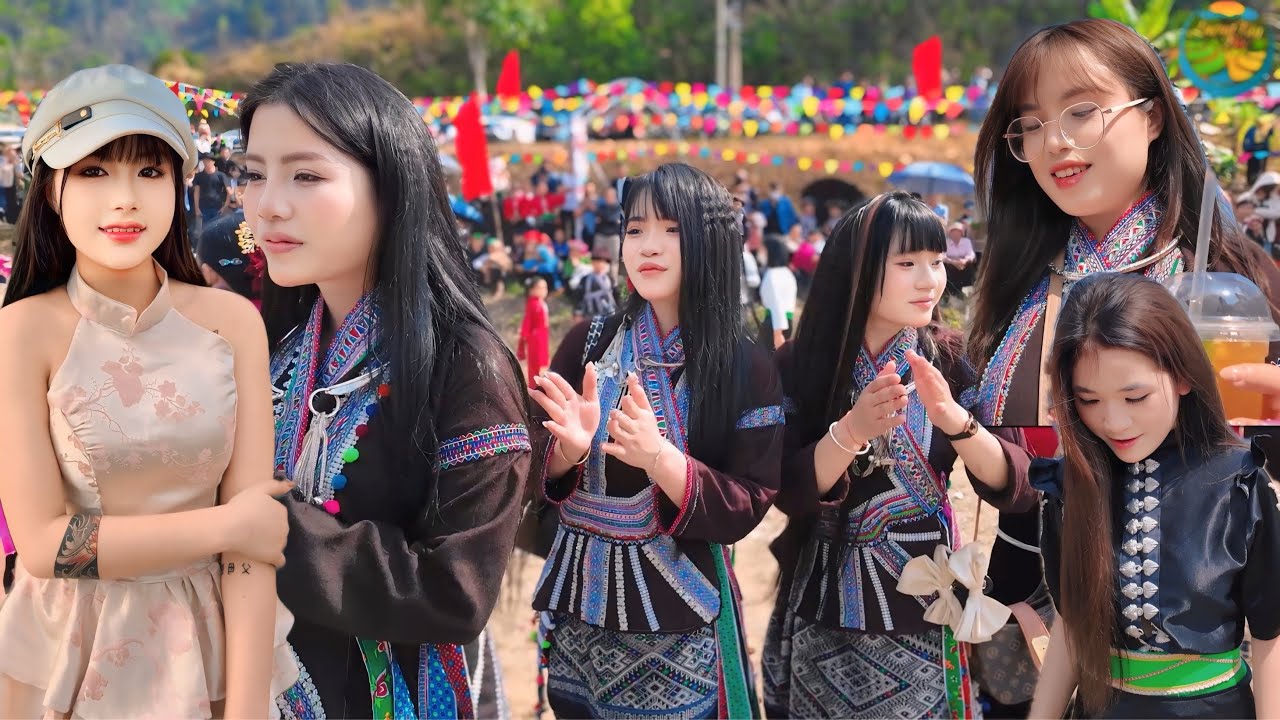 Lễ Hội Xoè Chiêng Bản Bo Lai Châu Mê Vẻ Đẹp Của Các Cô Gái LÀO - Lượng Tây Bắc
