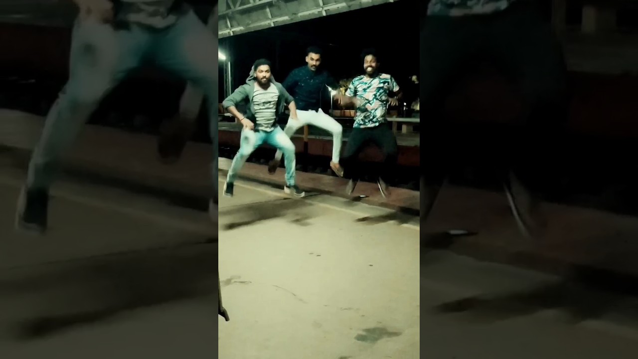 At Railway Station💃#shortsfeed #shorts#youtubeshorts #dance #dancers #vlog #mallugram #shortvideo ❤️