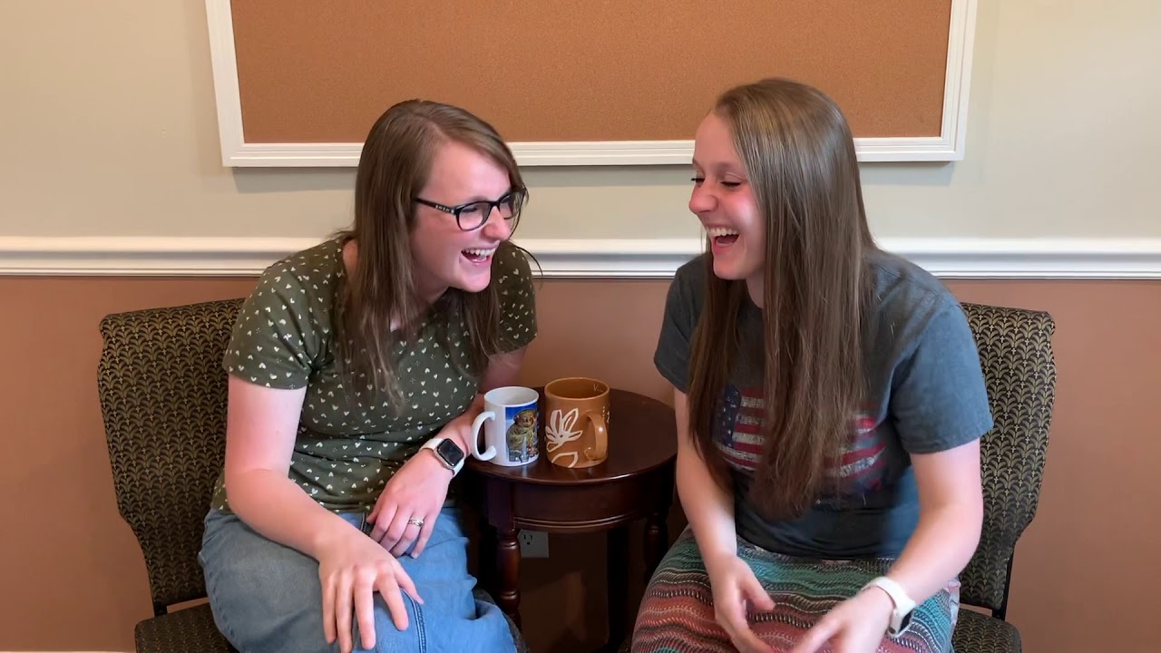 American Girls Speak Cebuano/Bisaya! *CRAZY ANIMAL STORIES* (Part 1) Foreigners speaking Filipino.