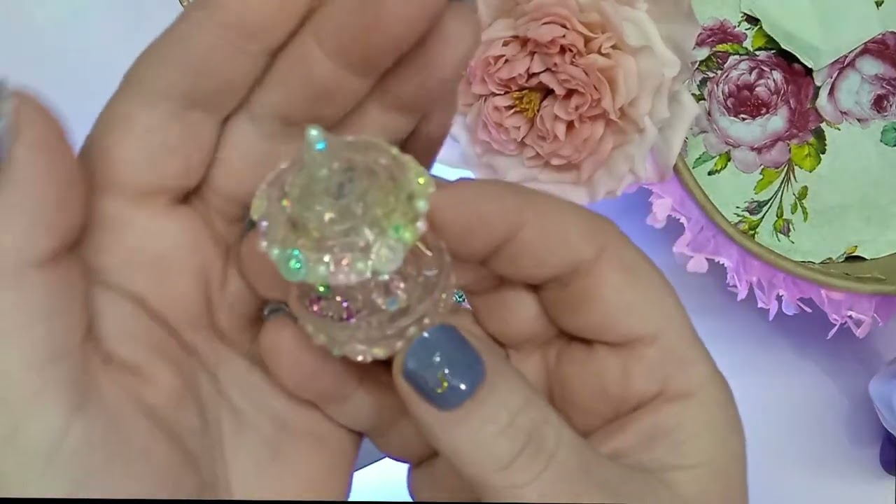 tutorial resina uv- medaglione effetto mare- 1^ parte - uv resin step by step tutorial