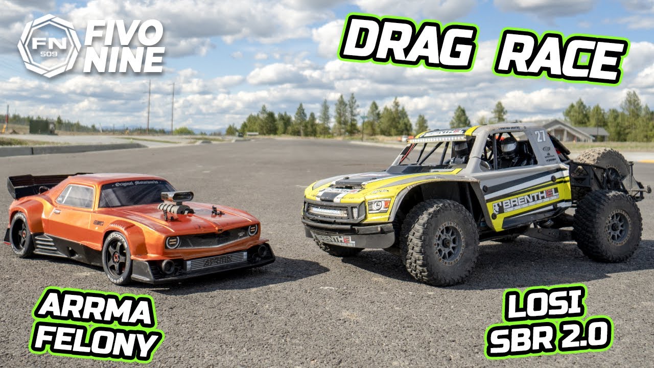Arrma Felony 6s против Losi Super Baja Rey 2.0 Drag Race