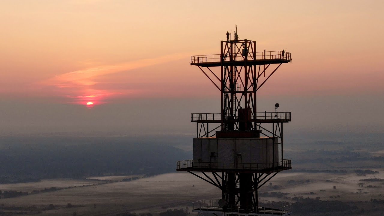 Gartow Radio Tower (344m) like you've never seen before!