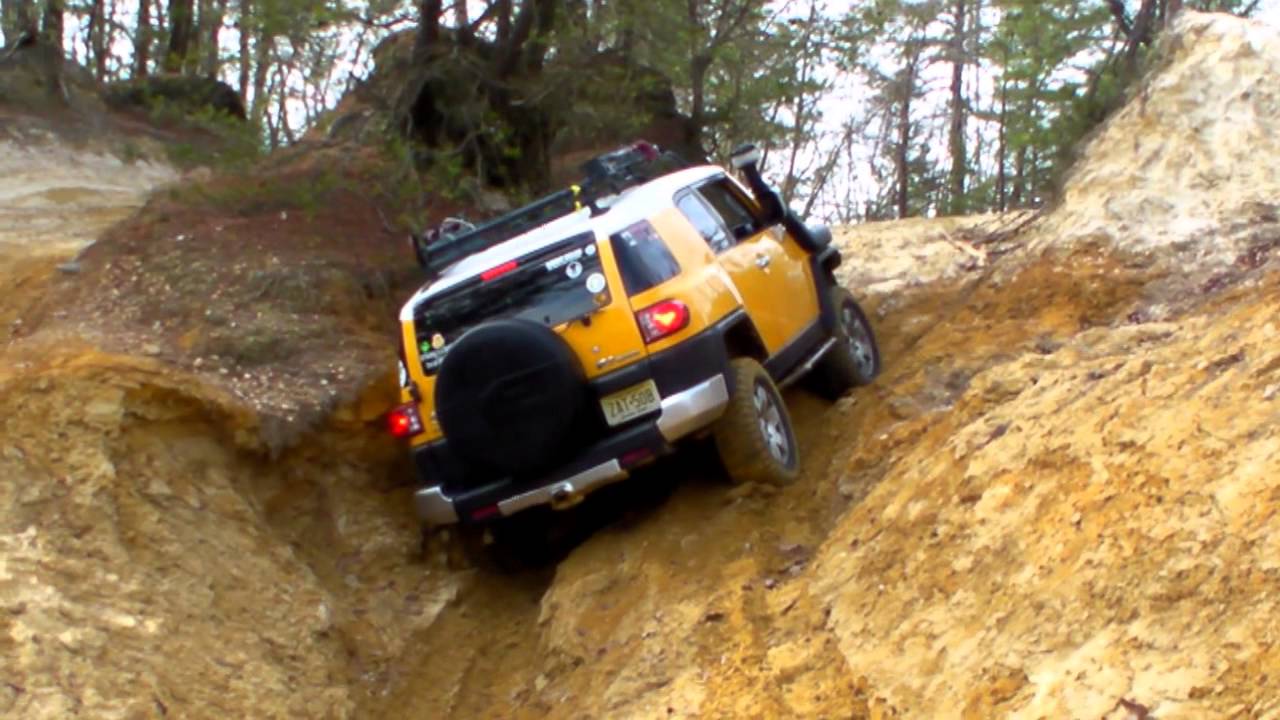 FJ Cruiser and TJ Rubicon Washout Wheeling